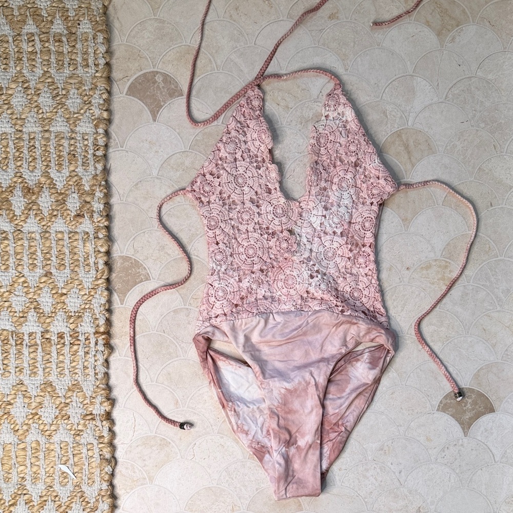 Blue Life Blush Lace Swimsuit/ Size XS